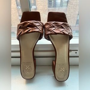 Vince Camaro size 9 Semtera Woven-Strap Sandal